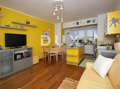 Trosoban stan, Pula, Centar, prodaja, 260000 €, 61 m2