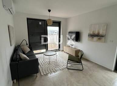 Trosoban stan, Medulin, prodaja, 249000 €, 68 m2