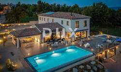 Kuca, Motovun, prodaja, 2340000 €, 435 m2