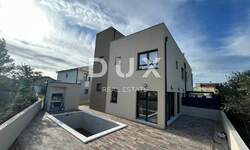 Kuca, Vodice, prodaja, 400000 €, 160 m2