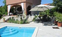 Kuca, Dobrinj, Gabonjin, prodaja, 495000 €, 115 m2