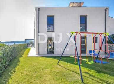 Kuca, Medulin, prodaja, 995000 €, 260 m2