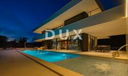 Kuca, Grožnjan, prodaja, 1670000 €, 300 m2