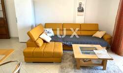 Trosoban stan, Novigrad, prodaja, 270000 €, 75 m2