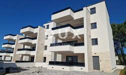 Trosoban stan, Vir, prodaja, 320000 €, 79 m2