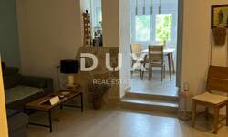 Trosoban stan, Pula, Veruda, prodaja, 300000 €, 72 m2