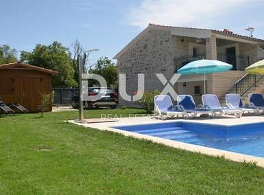 Kuca, Poreč, prodaja, 570000 €, 165 m2