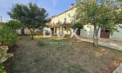 Kuca, Žminj, prodaja, 290000 €, 320 m2