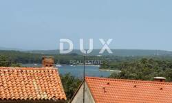 Kuca, Punat, prodaja, 597000 €, 256 m2