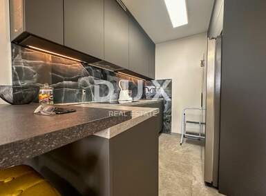 Trosoban stan, Rijeka, Gornja Vežica, prodaja, 260000 €, 61 m2