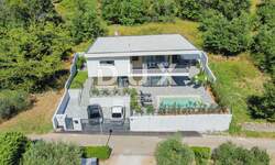 Kuca, Mošćenička Draga, najam, 4500 €, 188 m2