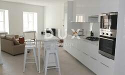 Trosoban stan, Pula, Centar, prodaja, 290000 €, 61 m2