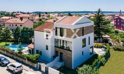 Kuca, Fažana, prodaja, 2550000 €, 570 m2