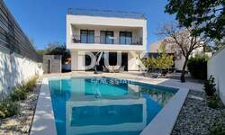 Kuca, Kraljevica, Šmrika, prodaja, 820000 €, 380 m2