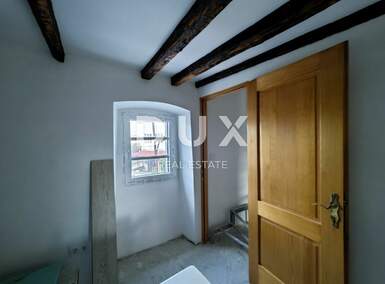 Kuca, Krk, Milohnići, prodaja, 430000 €, 250 m2