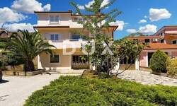 Kuca, Pula, Štinjan, prodaja, 643000 €, 420 m2