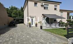 Kuca, Poreč, prodaja, 470000 €, 160 m2