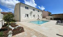 Kuca, Pula, Štinjan, prodaja, 950000 €, 260 m2