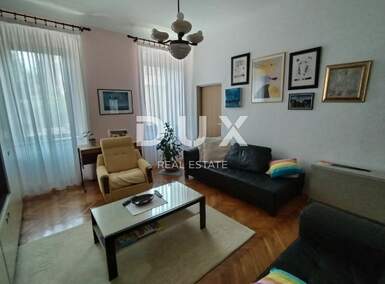 Trosoban stan, Pula, Centar, prodaja, 232000 €, 80 m2
