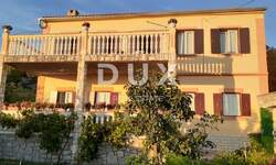 Kuca, Crikvenica, prodaja, 375000 €, 100 m2