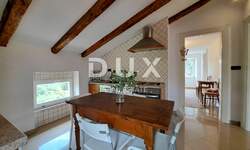 Dvosoban stan, Opatija, Volosko, prodaja, 340000 €, 60 m2