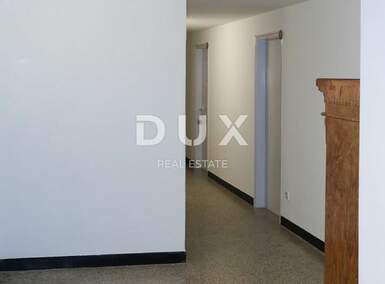 Apartman, Krk, prodaja, 900000 €, 500 m2