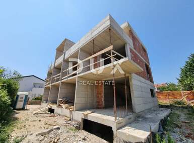 Cetvorosoban stan, Krk, prodaja, 700000 €, 90 m2