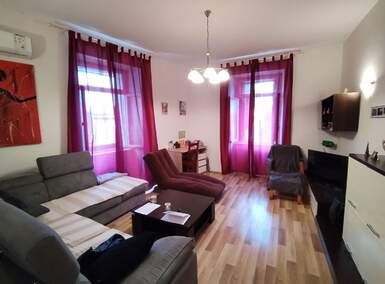 Trosoban stan, Pula, Centar, prodaja, 310000 €, 93 m2