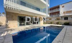 Trosoban stan, Krk, prodaja, 560000 €, 93 m2