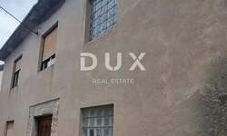 Kuca, Novi Vinodolski, prodaja, 320000 €, 252 m2