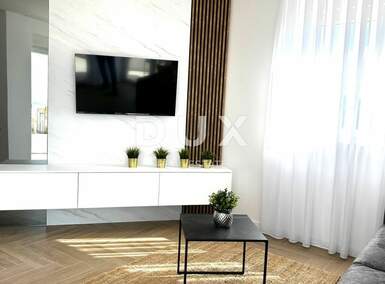 Trosoban stan, Novalja, prodaja, 235000 €, 78 m2