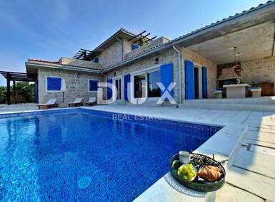 Kuca, Kanfanar, prodaja, 950000 €, 265 m2