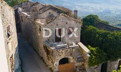 Kuca, Pićan, prodaja, 88000 €, 183 m2