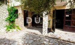 Kuca, Medulin, Premantura, prodaja, 1000000 €, 332 m2