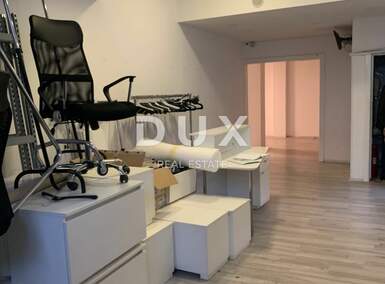 Poslovni prostor, Rovinj, prodaja, 360000 €, 74 m2