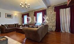 Kuca, Rijeka, Srdoči, prodaja, 1250000 €, 530 m2