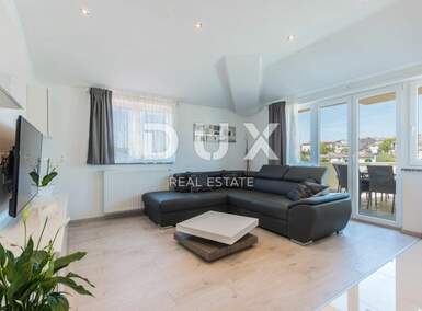 Trosoban stan, Medulin, prodaja, 349000 €, 94 m2