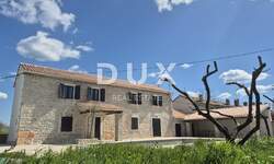 Kuca, Barban, prodaja, 690000 €, 180 m2