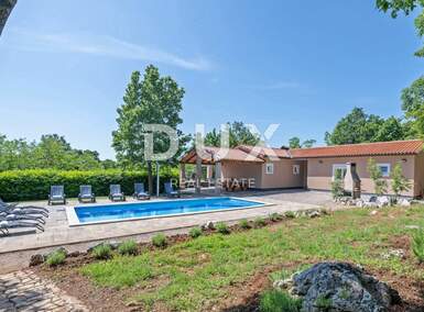 Kuca, Labin, prodaja, 600000 €, 198 m2