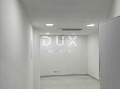 Poslovni prostor, Pula, Centar, prodaja, 55000 €, 18 m2