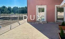 Poslovni prostor, Novigrad, prodaja, 286000 €, 95 m2