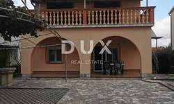 Kuca, Malinska-Dubašnica, Malinska, prodaja, 500000 €, 250 m2