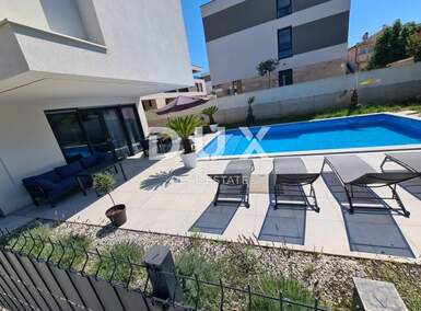 Kuca, Pula, Štinjan, prodaja, 690000 €, 156 m2