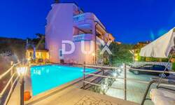 Kuca, Crikvenica, prodaja, 1557000 €, 440 m2