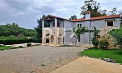 Kuca, Sveti Lovreč, prodaja, 520000 €, 170 m2