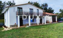 Kuca, Poreč, prodaja, 330000 €, 200 m2