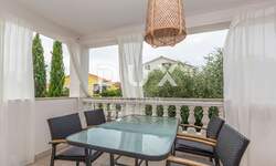 Cetvorosoban stan, Omišalj, Njivice, prodaja, 275000 €, 100 m2