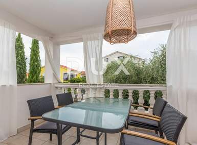 Cetvorosoban stan, Omišalj, Njivice, prodaja, 275000 €, 100 m2