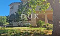 Kuca, Labin, prodaja, 540000 €, 465 m2