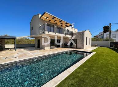 Kuca, Sveti Lovreč, prodaja, 850000 €, 198 m2